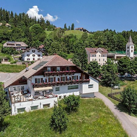 Hotel Gasthof Mesnerwirt Oberinn Exterior foto